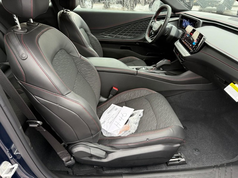 Dodge Charger Vehicle Full-screen Gallery Image 5