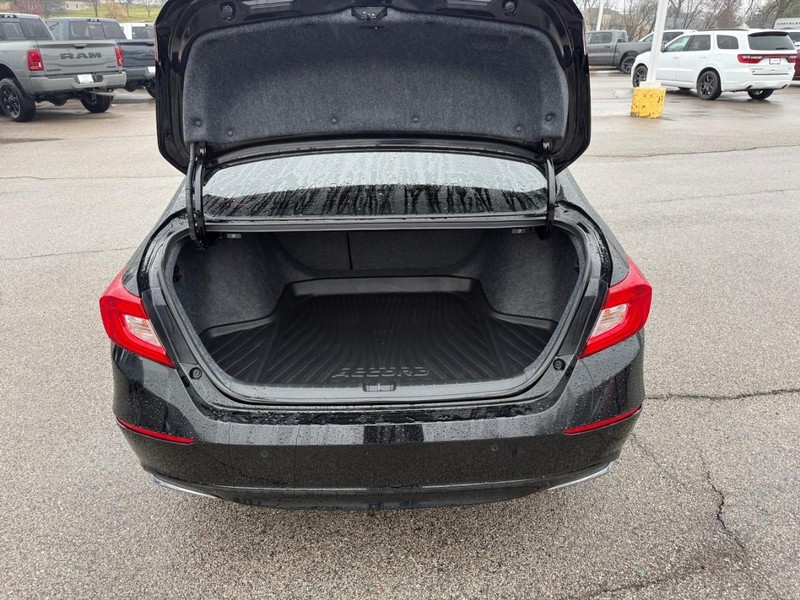 Honda Accord Hybrid Vehicle Image 07