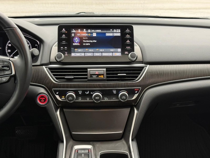 Honda Accord Hybrid Vehicle Image 15