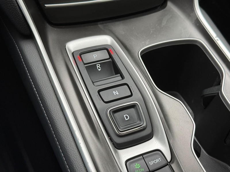 Honda Accord Hybrid Vehicle Image 25