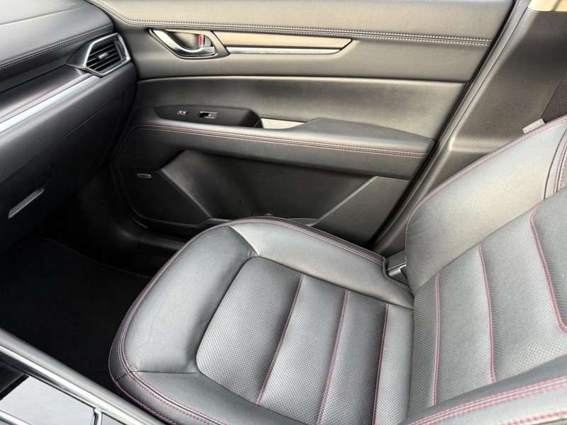 Mazda CX-5 Vehicle Image 25