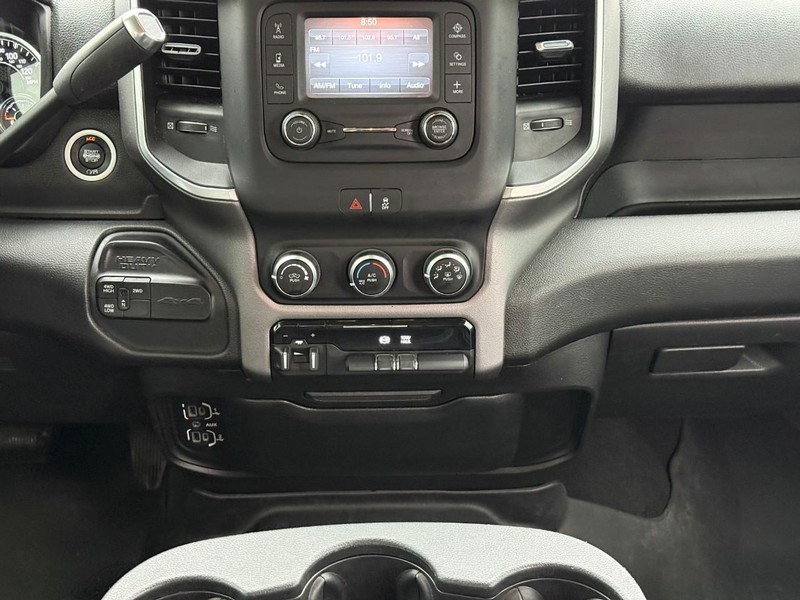 Ram 2500 Vehicle Image 18