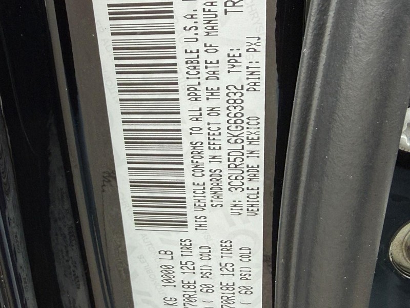 Ram 2500 Vehicle Image 26