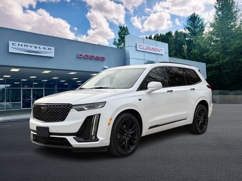 Cadillac XT6 Vehicle Full-screen Gallery Image 01
