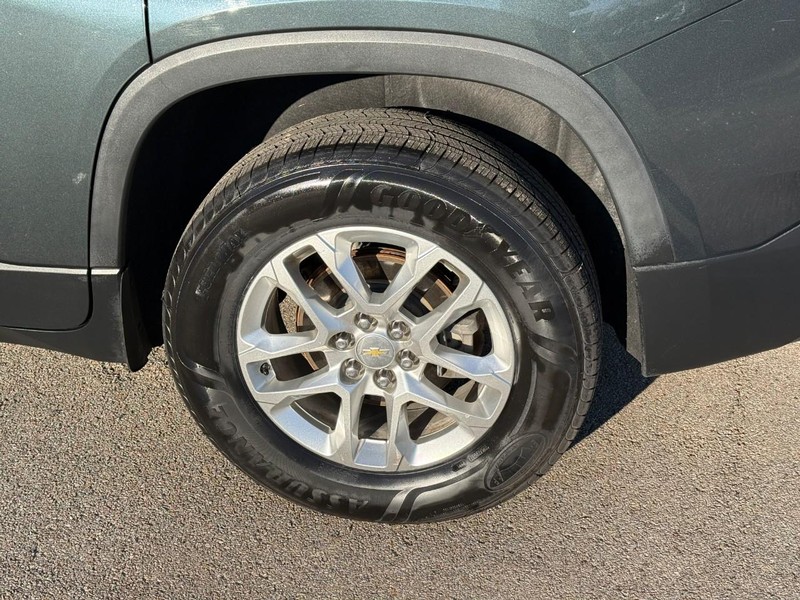 Chevrolet Traverse Vehicle Full-screen Gallery Image 4