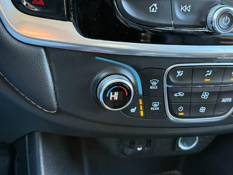 Chevrolet Traverse Vehicle Full-screen Gallery Image 21