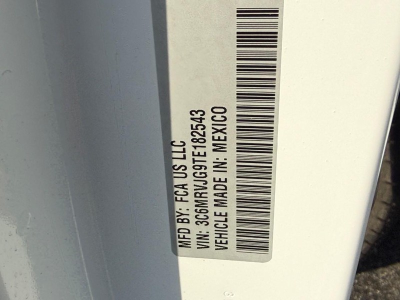 Ram ProMaster Cargo Van Vehicle Full-screen Gallery Image 10