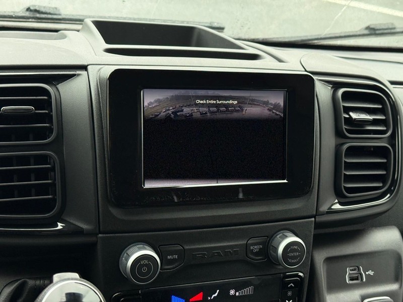 Ram ProMaster Cargo Van Vehicle Full-screen Gallery Image 15