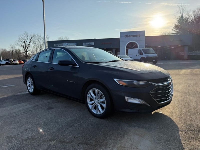 Chevrolet Malibu Vehicle Image 11