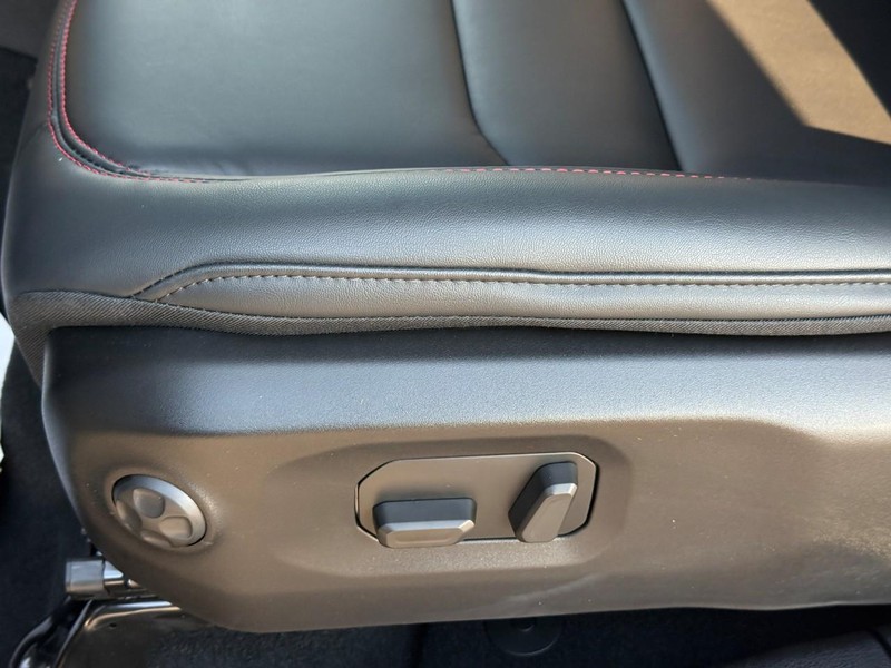 Jeep Wrangler Vehicle Image 11