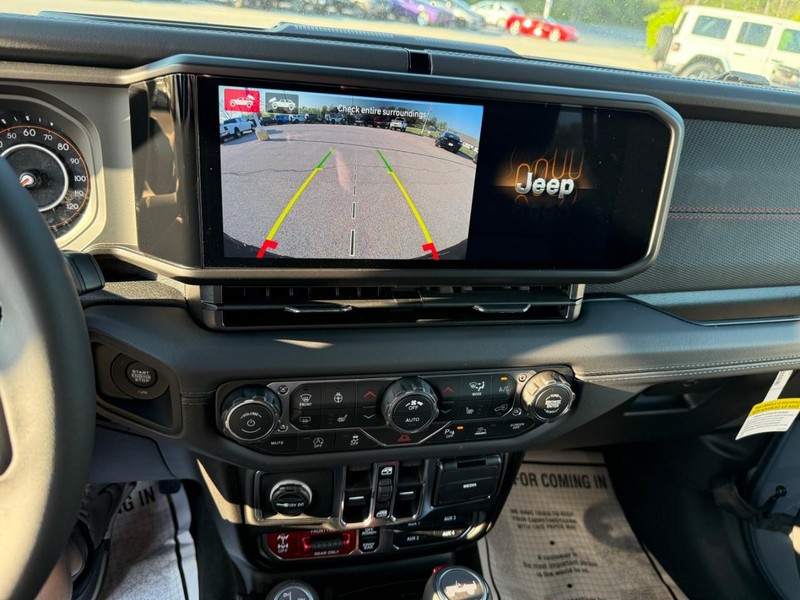 Jeep Wrangler Vehicle Image 17