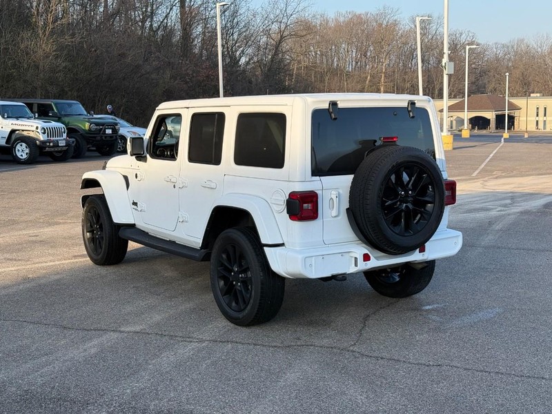 Jeep Wrangler Vehicle Image 04