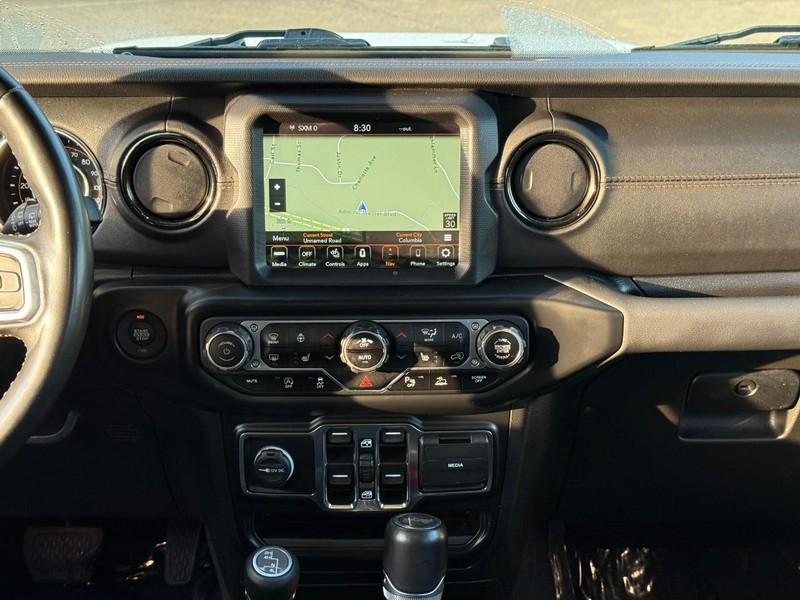 Jeep Wrangler Vehicle Image 15