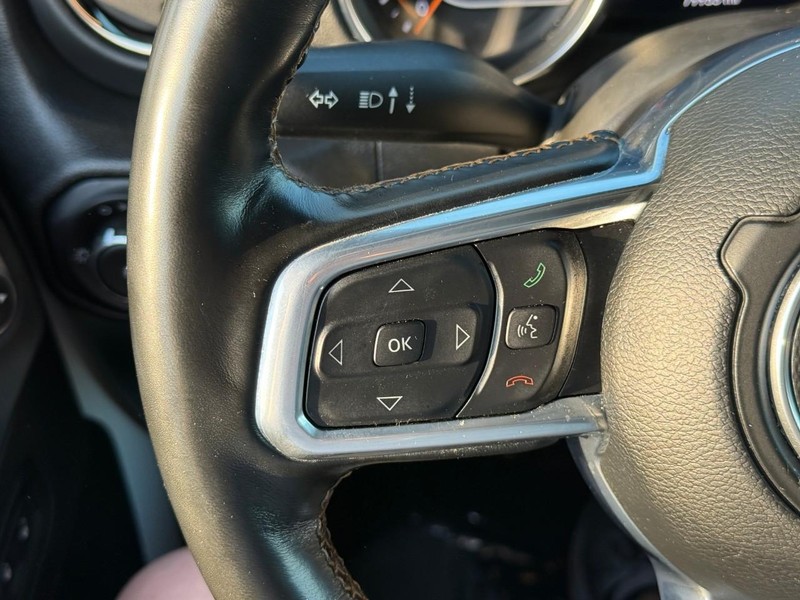 Jeep Wrangler Vehicle Image 20