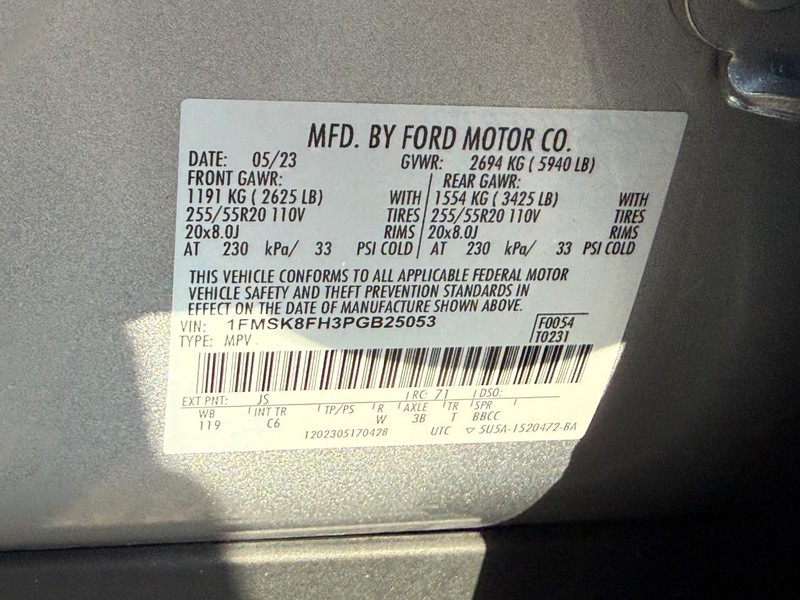 Ford Explorer Vehicle Image 29