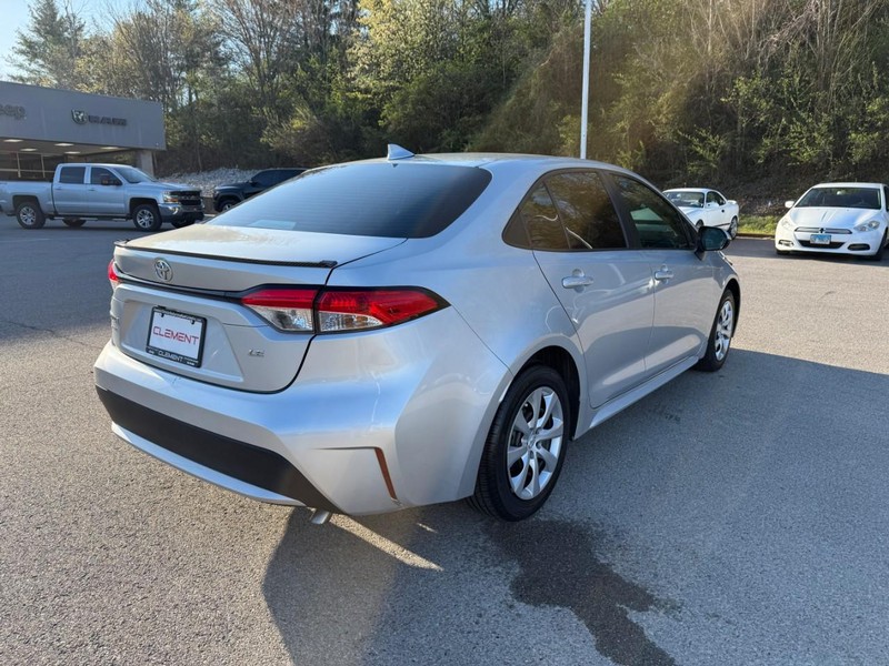 Toyota Corolla Vehicle Image 09