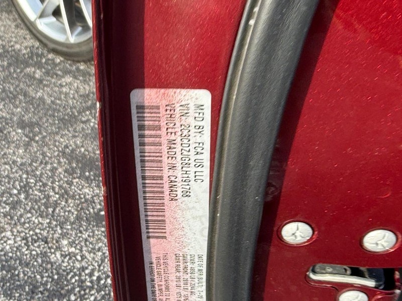 Dodge Challenger Vehicle Image 22