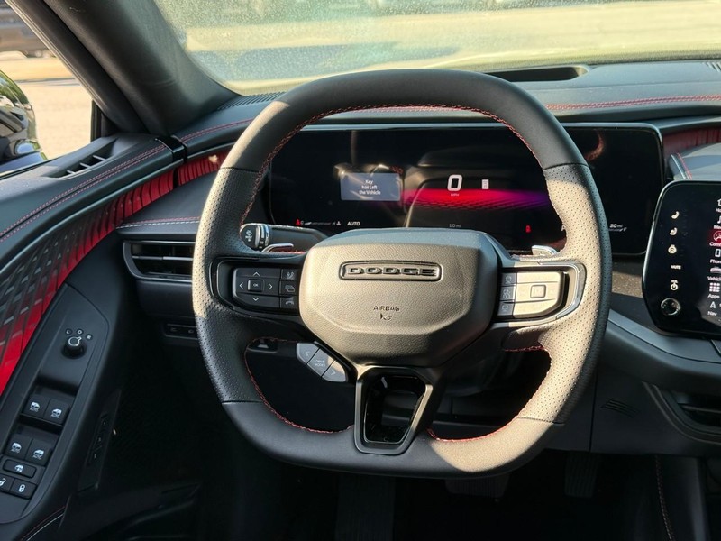 Dodge Charger Vehicle Full-screen Gallery Image 7