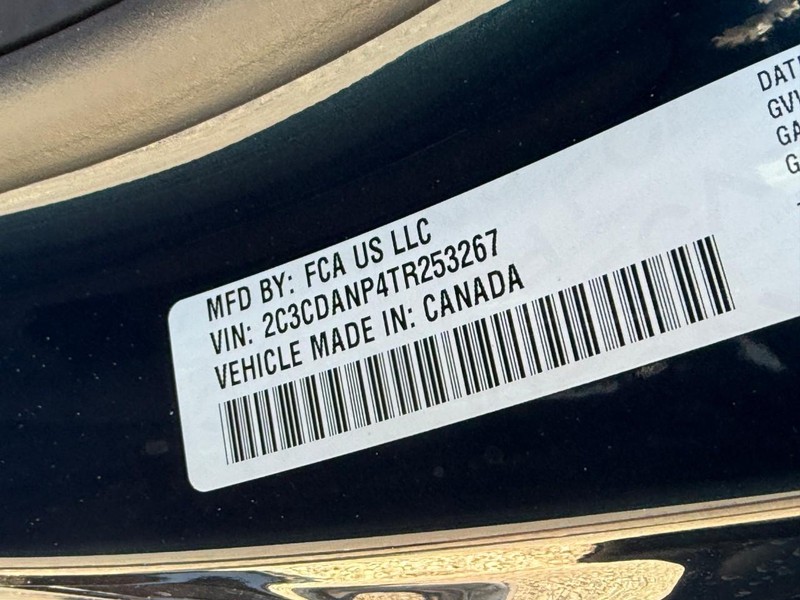 Dodge Charger Vehicle Full-screen Gallery Image 18