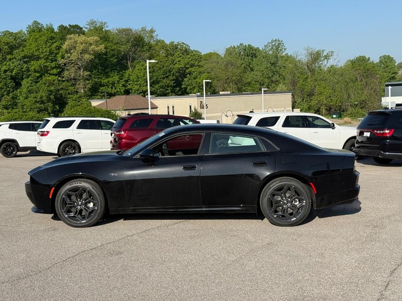 Dodge Charger Vehicle Full-screen Gallery Image 2