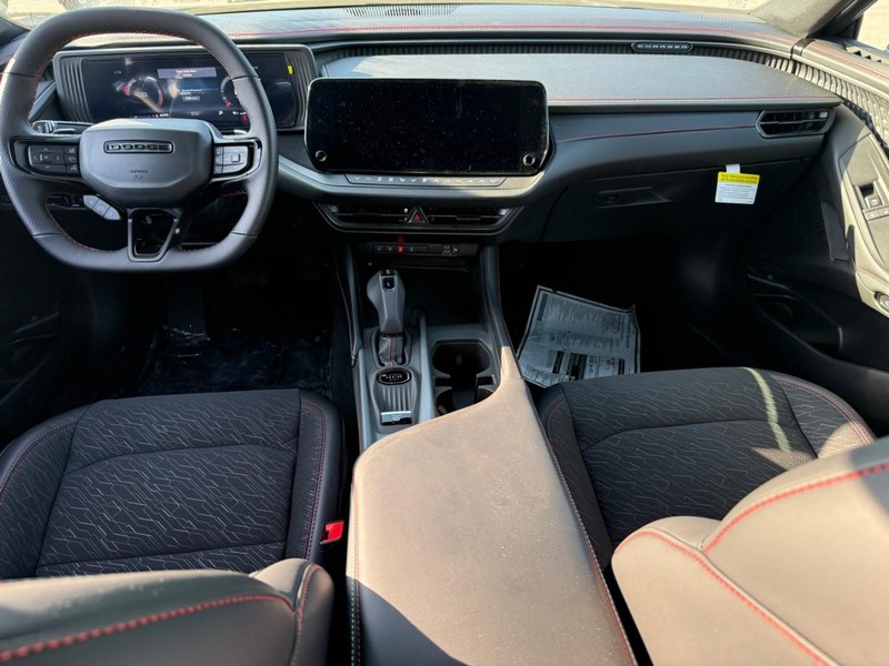 Dodge Charger Vehicle Full-screen Gallery Image 6