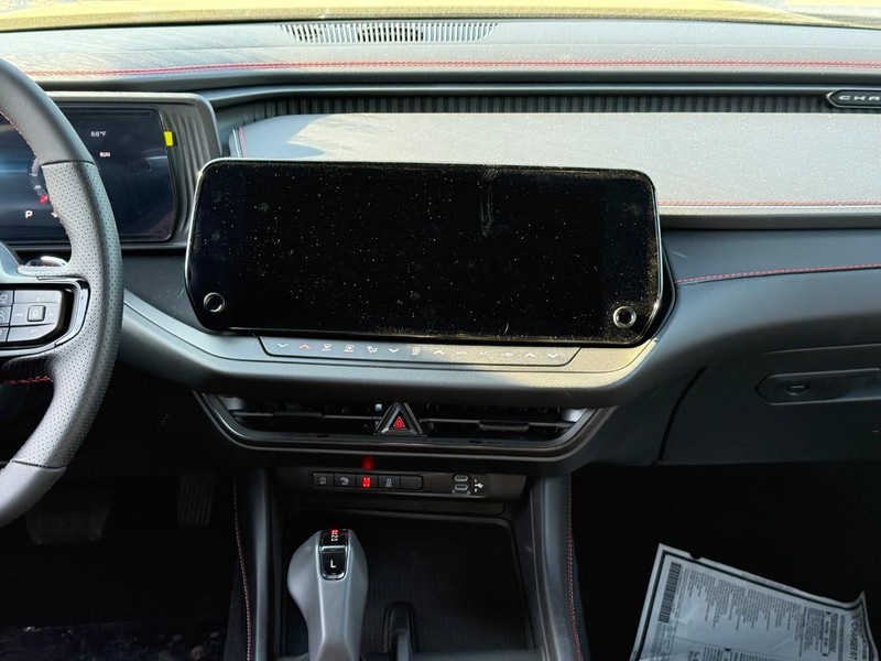 Dodge Charger Vehicle Full-screen Gallery Image 8