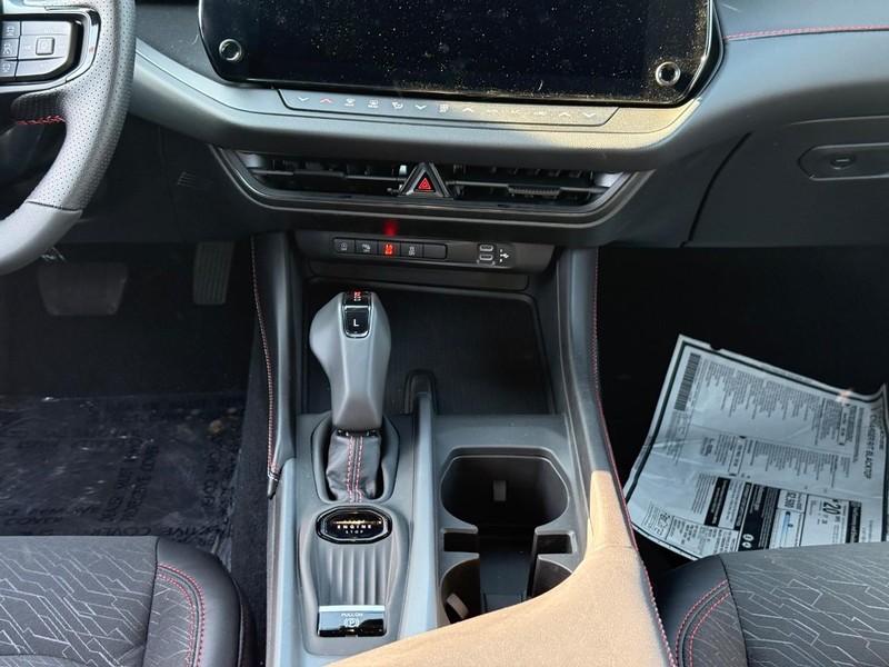 Dodge Charger Vehicle Full-screen Gallery Image 9