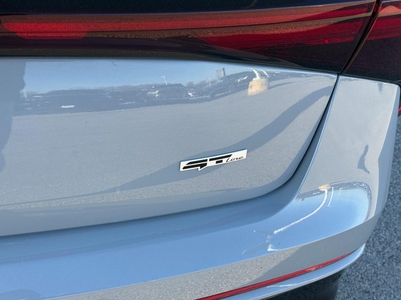 Kia K5 Vehicle Image 07