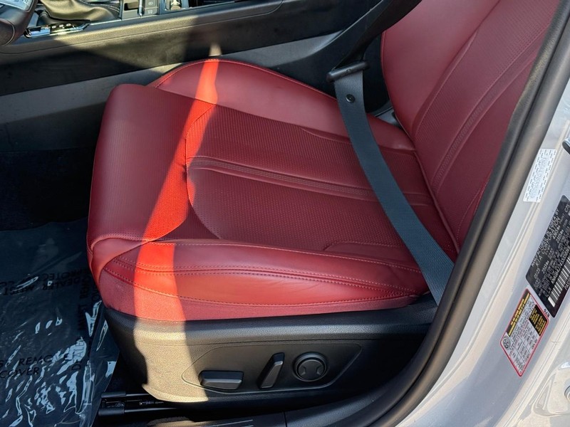 Kia K5 Vehicle Image 20