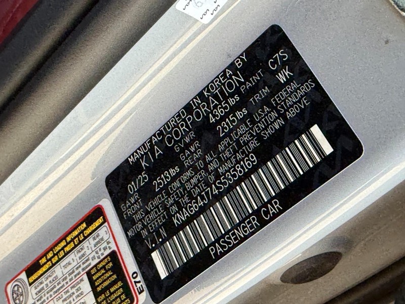 Kia K5 Vehicle Image 27