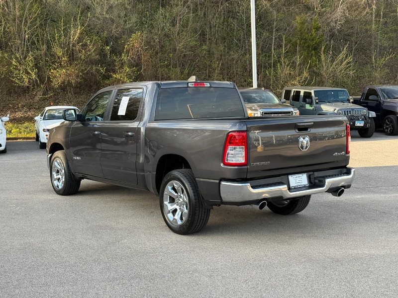 Ram 1500 Vehicle Full-screen Gallery Image 3