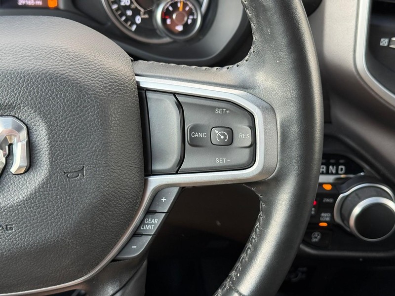 Ram 1500 Vehicle Full-screen Gallery Image 20