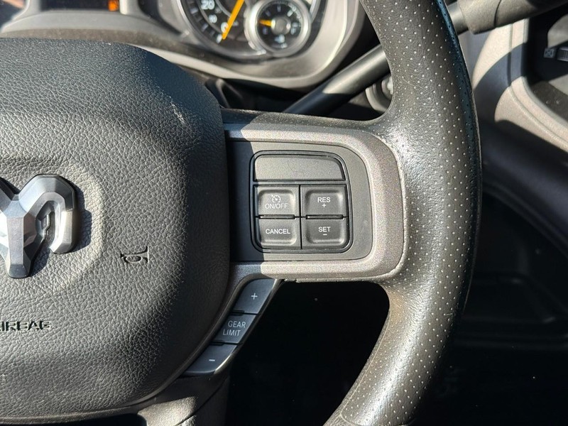 Ram 2500 Vehicle Image 21