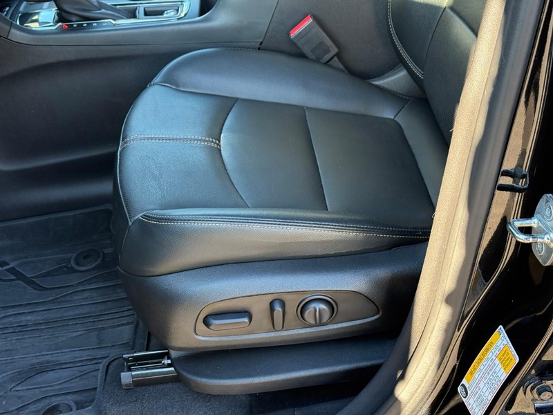 Chevrolet Equinox Vehicle Image 20