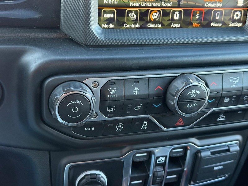 Jeep Wrangler Vehicle Image 23