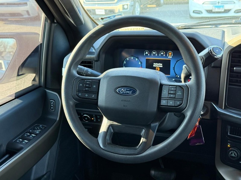 Ford F-150 Vehicle Image 15