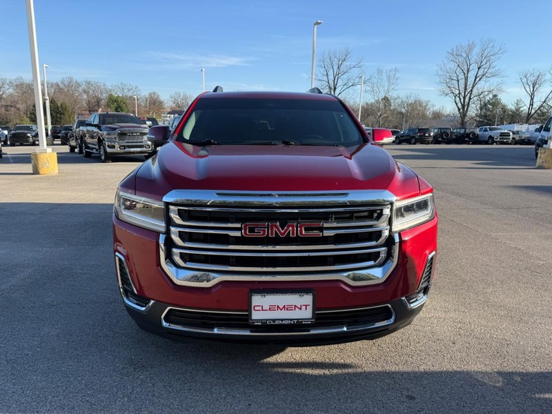 GMC Acadia Vehicle Image 13