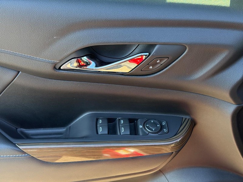 GMC Acadia Vehicle Image 20