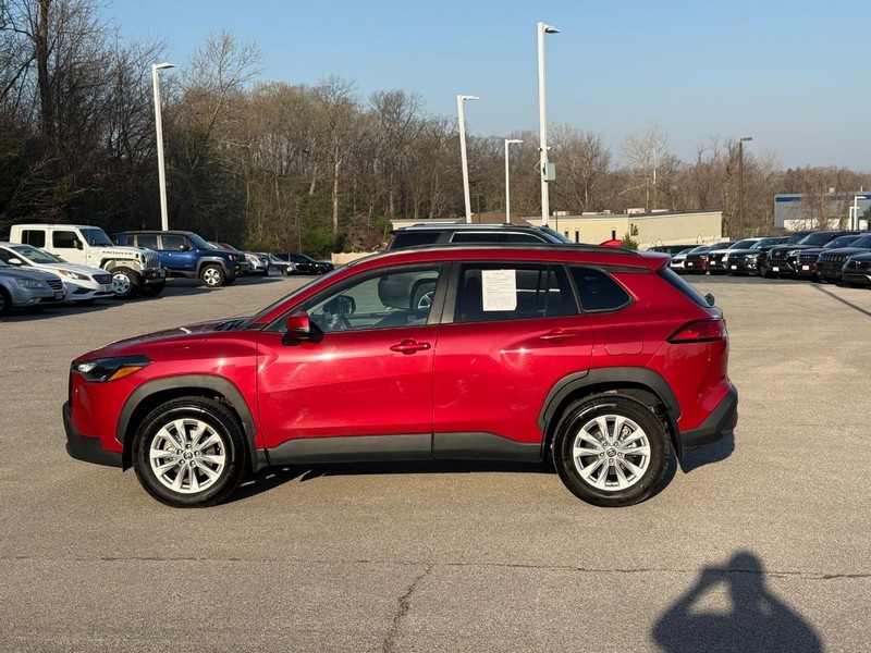 Toyota Corolla Cross Vehicle Image 03