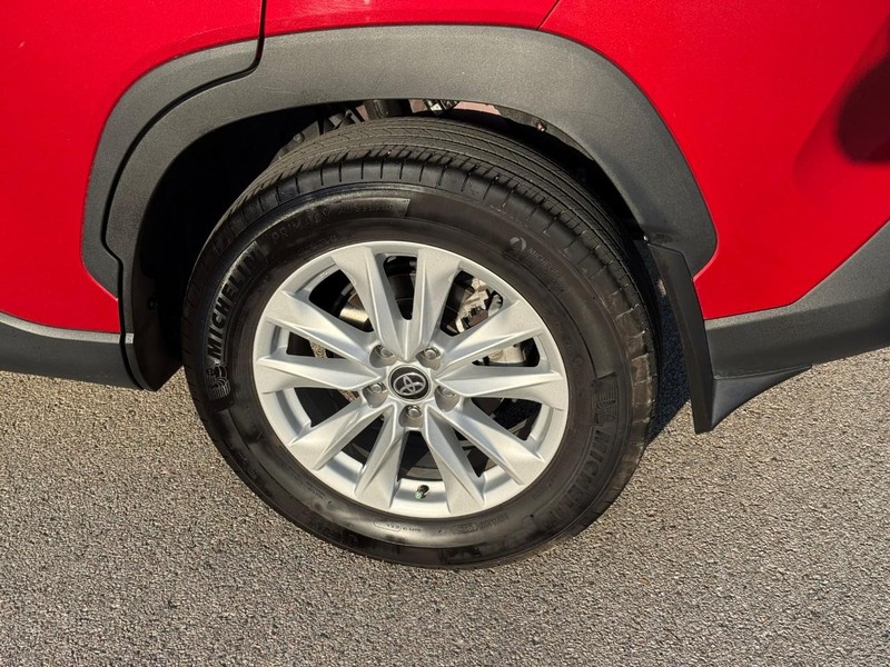 Toyota Corolla Cross Vehicle Image 05