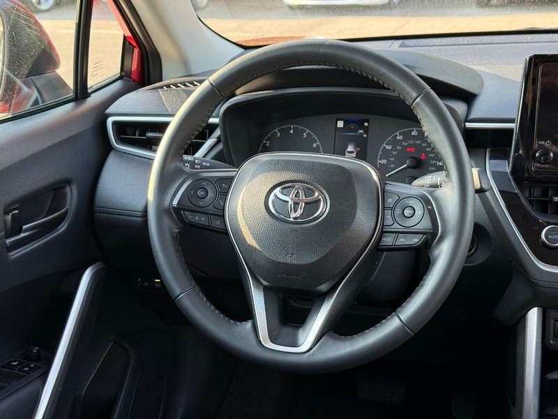Toyota Corolla Cross Vehicle Image 16