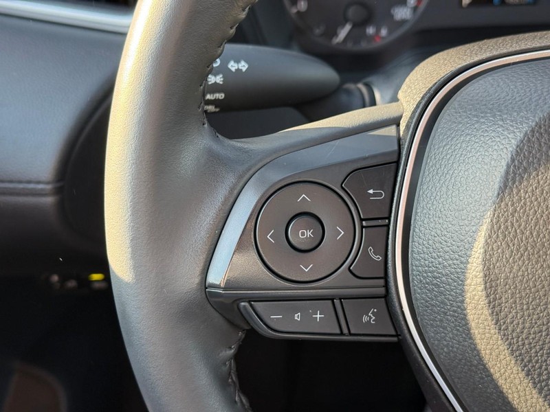 Toyota Corolla Cross Vehicle Image 21