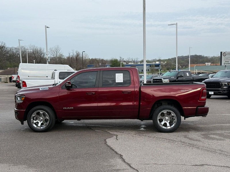 Ram 1500 Vehicle Full-screen Gallery Image 2