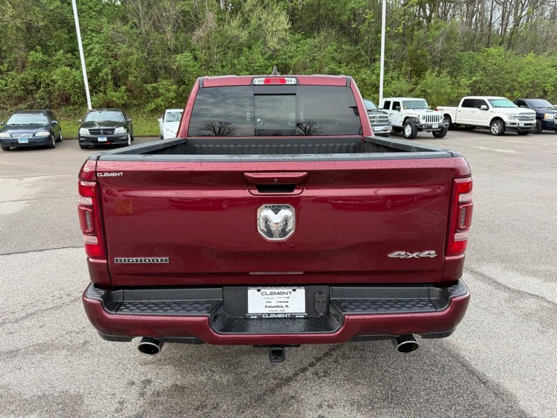 Ram 1500 Vehicle Full-screen Gallery Image 6