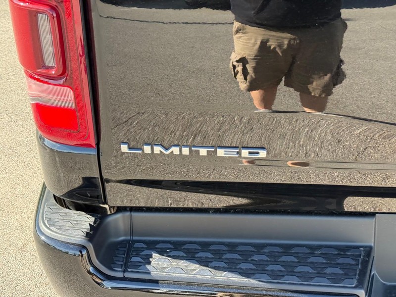 Ram 1500 Vehicle Image 07