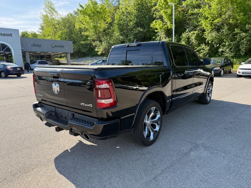 Ram 1500 Vehicle Image 11