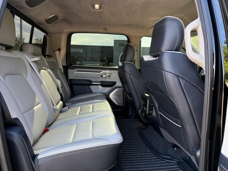 Ram 1500 Vehicle Image 14