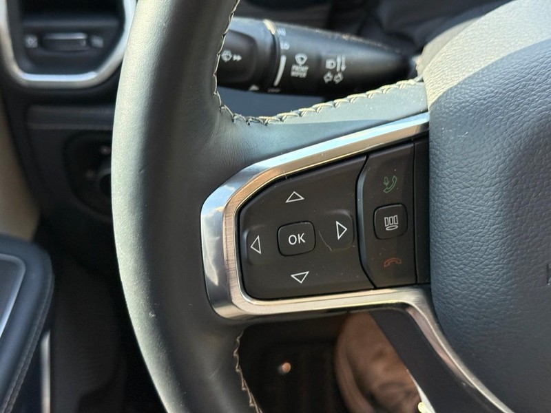 Ram 1500 Vehicle Image 23