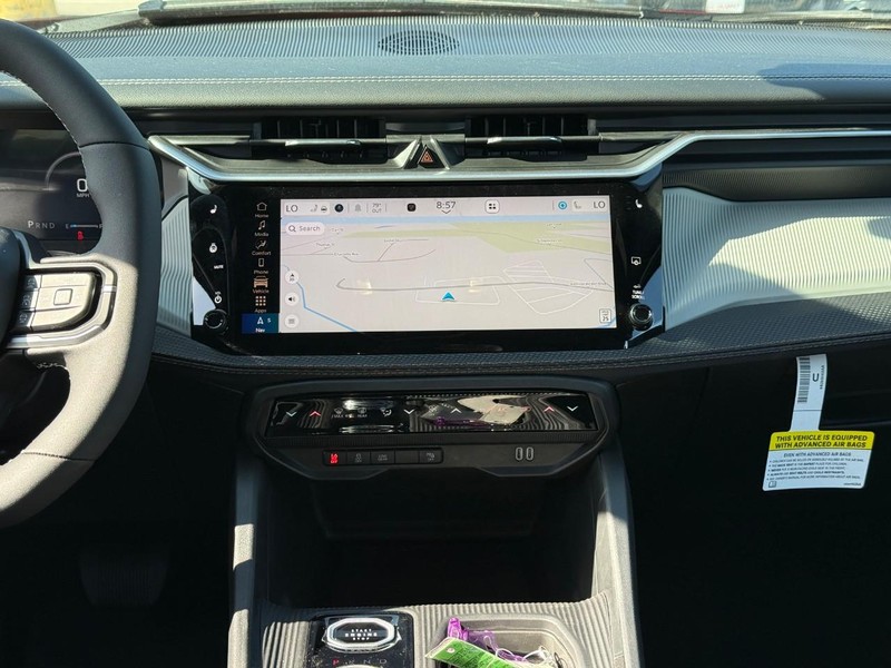 Jeep Cherokee Vehicle Full-screen Gallery Image 9
