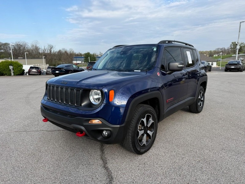 Jeep Renegade Vehicle Image 11